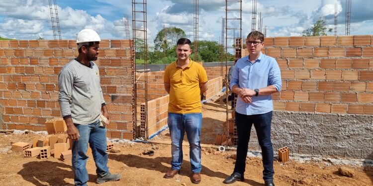 Prefeitura de Jaru realiza construção de Centro de Saúde no bairro Morumbi
